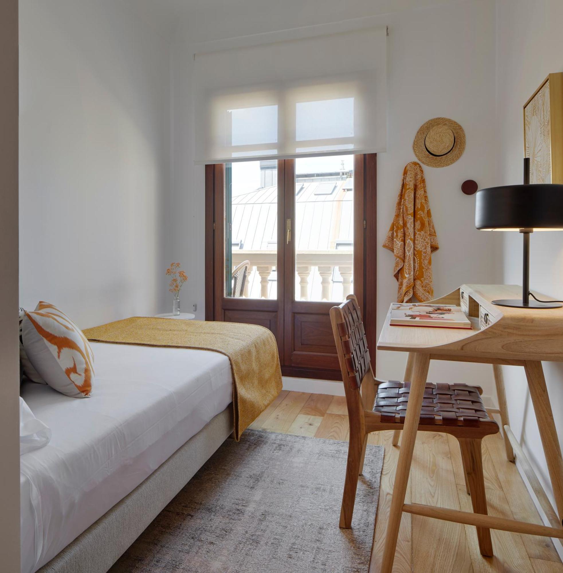 Amuitz By Feelfreerentals